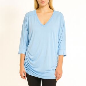 DG2 DIANE GILLMAN Light Blue 3/4 SLEEVE  V-Neck STETCHY TOP L